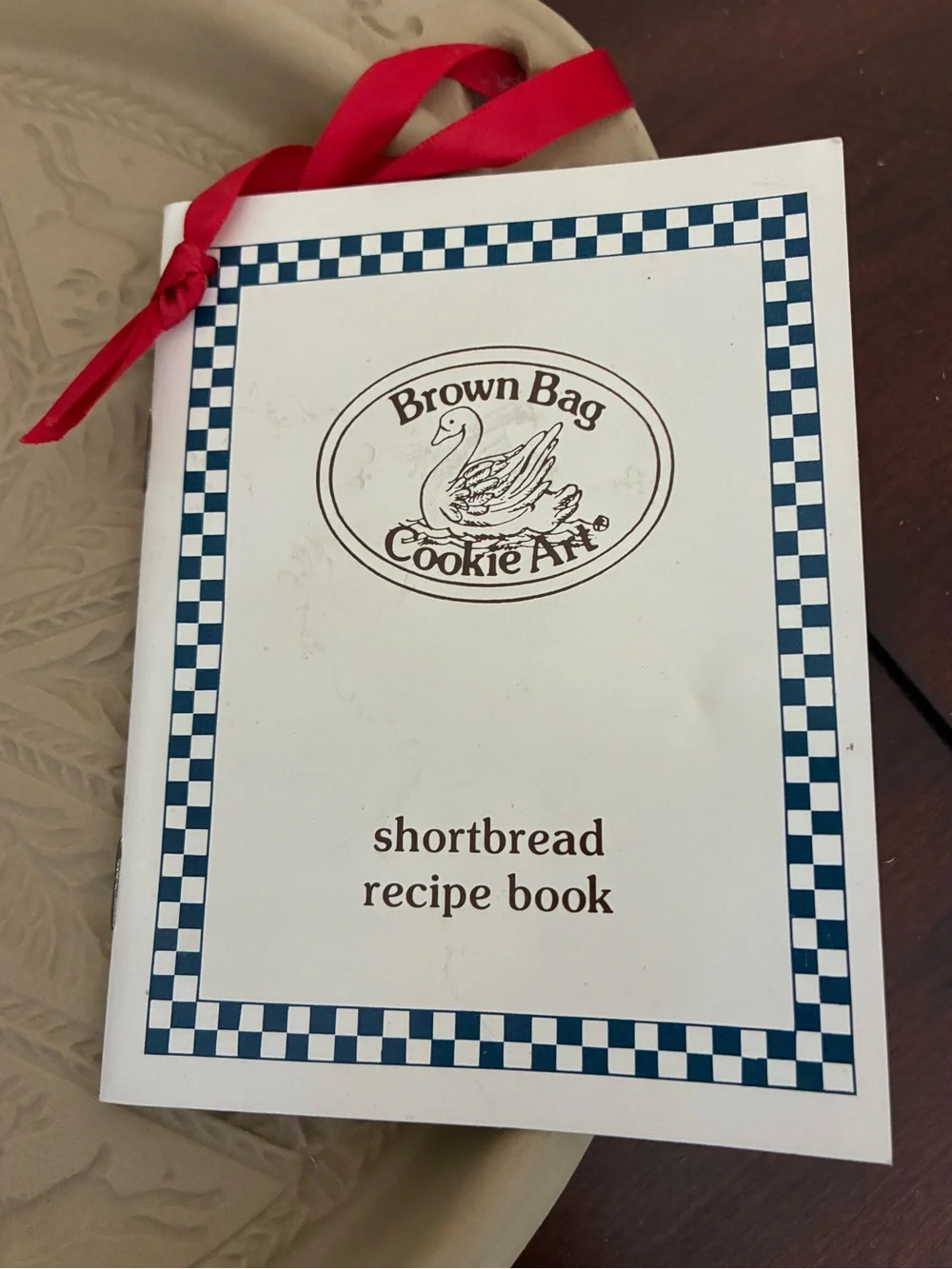Brown Bag Designs Norwegian Woods Shortbread Baking Pan Mold with Book NWOT